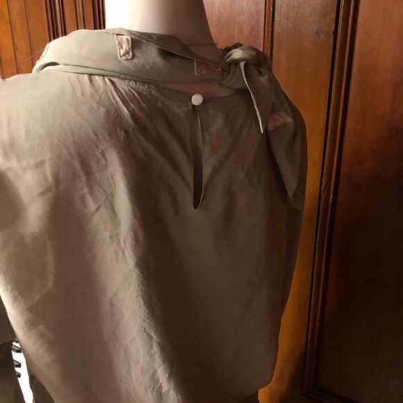 Taupe women blouse with scarf - Picture 4 of 5